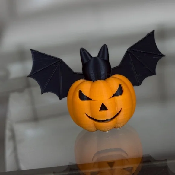 3D Printed. Anthropologie Halloween Pumpkin with Black Bat Wings 🎃 - Picture 1 of 4